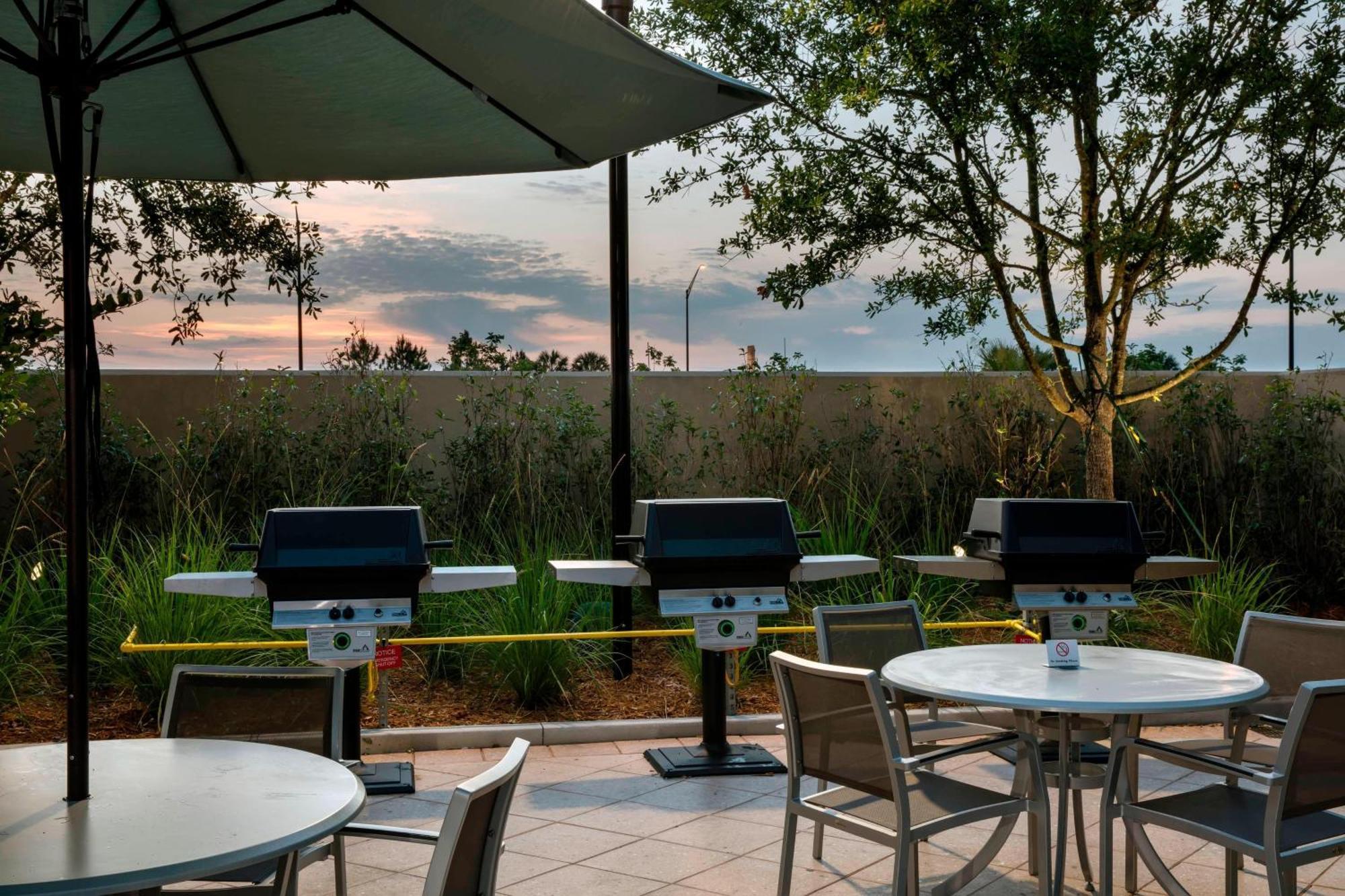 Springhill Suites By Marriott Orlando At Flamingo Crossings Town Center-Western Entrance Four Corners Экстерьер фото